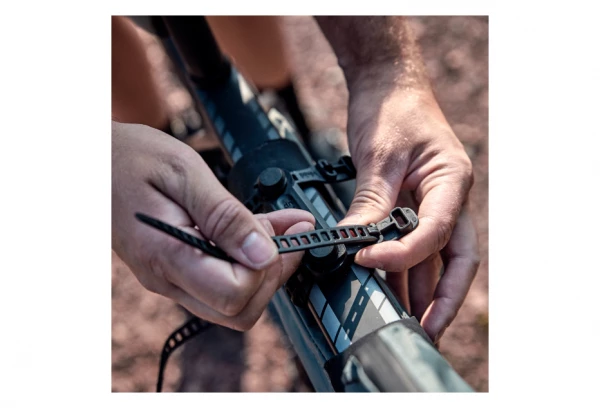 Porte Bidon Fidlock Twist Uni Base Noir 4 Porte Bidon Fidlock Twist Uni Base Noir – Image 4