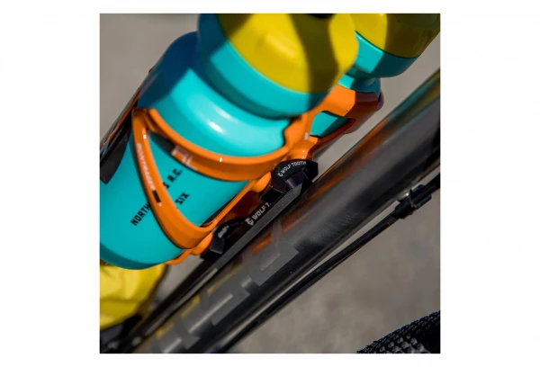 Adaptateur Double Pour Porte-Bidon Wolf Tooth B-RAD Double Bottle Adapter Noir 5 Adaptateur Double Pour Porte-Bidon Wolf Tooth B-RAD Double Bottle Adapter Noir – Image 5