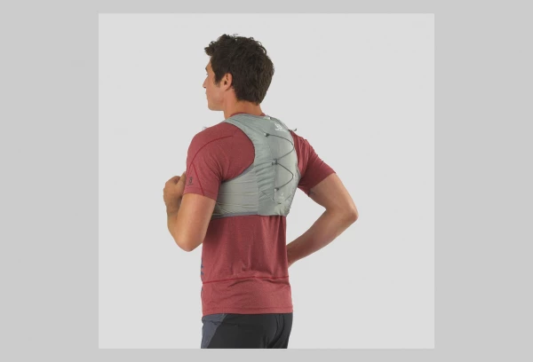 Sac D'hydratation Salomon Active Skin 4 + Flasks Gris Unisex 2 Sac D'hydratation Salomon Active Skin 4 + Flasks Gris Unisex – Image 2