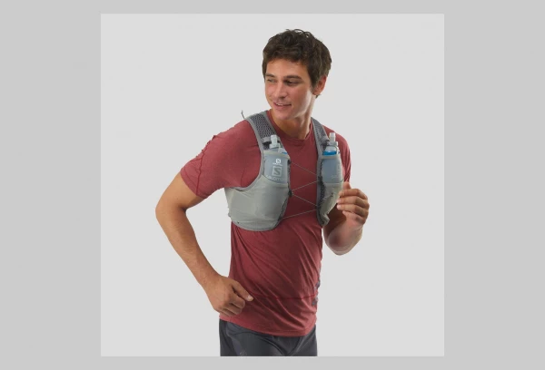 Sac D'hydratation Salomon Active Skin 4 + Flasks Gris Unisex 3 Sac D'hydratation Salomon Active Skin 4 + Flasks Gris Unisex – Image 3