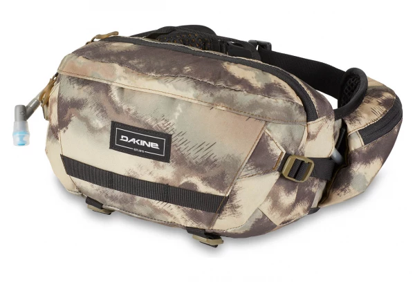 Ceinture Hydratation Dakine Hot Laps 5L + Poche à Eau 2L Camo Rouge 3 Ceinture Hydratation Dakine Hot Laps 5L + Poche à Eau 2L Camo Rouge – Image 3