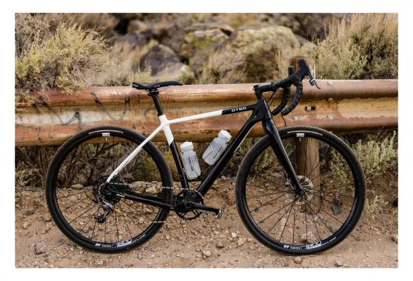 Porte-Bidon Wolf Tooth Morse Cage Ti Titane 6 Porte-Bidon Wolf Tooth Morse Cage Ti Titane – Image 6