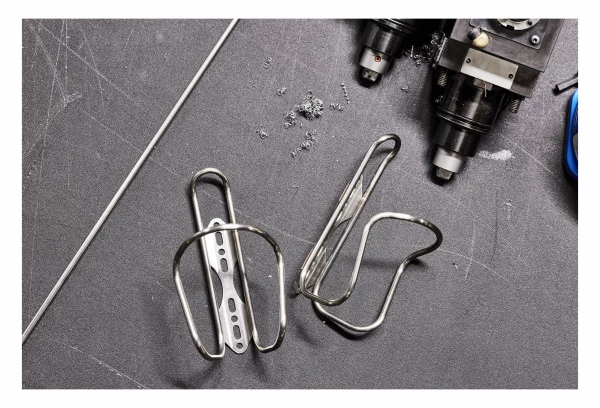 Porte-Bidon Wolf Tooth Morse Cage Stainless Steel 5 Porte-Bidon Wolf Tooth Morse Cage Stainless Steel – Image 5