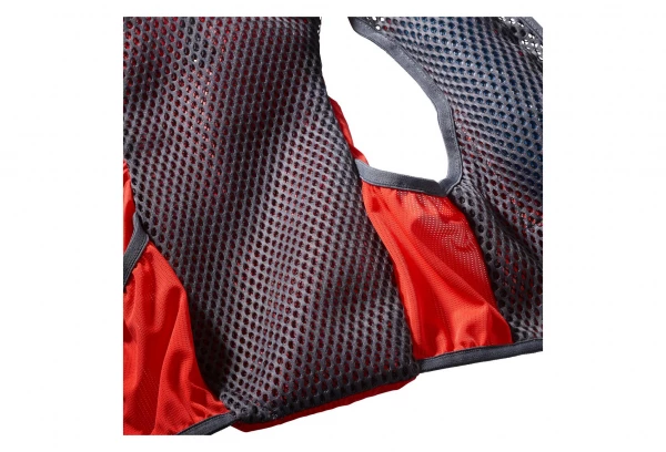 Sac D'hydratation Salomon Active Skin 8 + Flasks Rouge Unisex 4 Sac D'hydratation Salomon Active Skin 8 + Flasks Rouge Unisex – Image 4