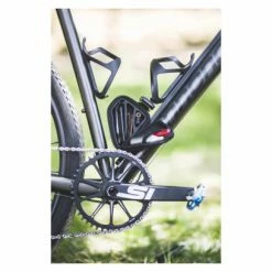 Porte-Bidon Multifonction Lyne Entrée Latérale (Côté Droit) + Sacoche De Rangement Noir 8 Porte-Bidon Multifonction Lyne Entrée Latérale (Côté Droit) + Sacoche De Rangement Noir -Accessoires, Nutrition & Soins du Corps Gravel Soldes unnamed file 969